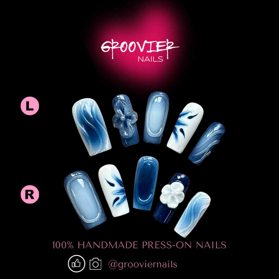 Blue and White Porcelain Handmade Press-On Nails (K-K052)